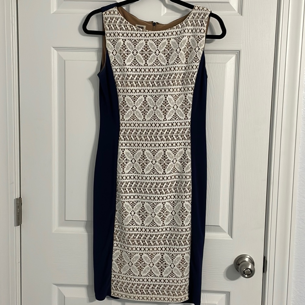 Anne Klein sleeveless Body Dress